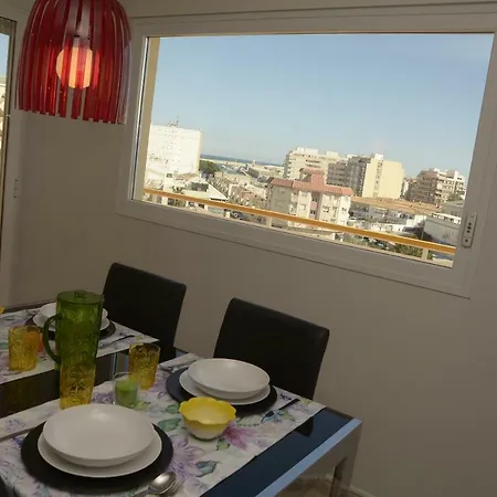 Daire Apartamento Atico De Lujo *